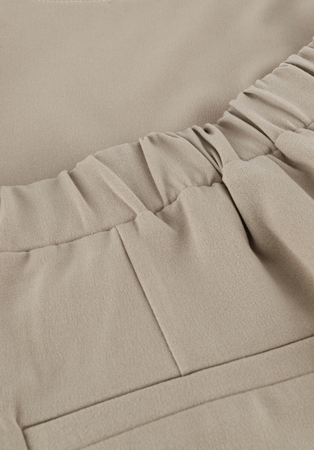 Camelfarbene Y.A.S. Kurze Hose YASHELEN MW LONG SHORTS - large