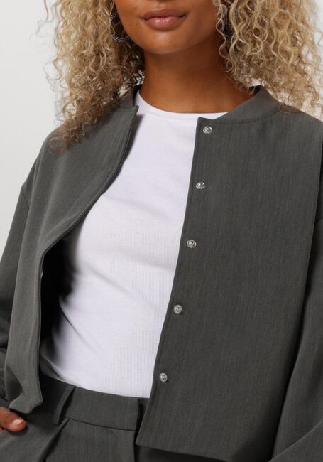 Graue SELECTED FEMME Jacken SLFBLAKE BOMBER - large