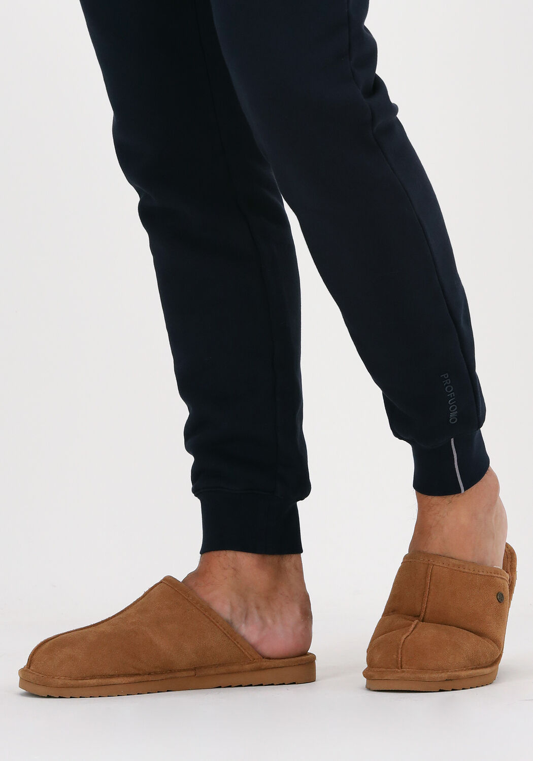 Cognacfarbene WARMBAT Hausschuhe BARRON - large