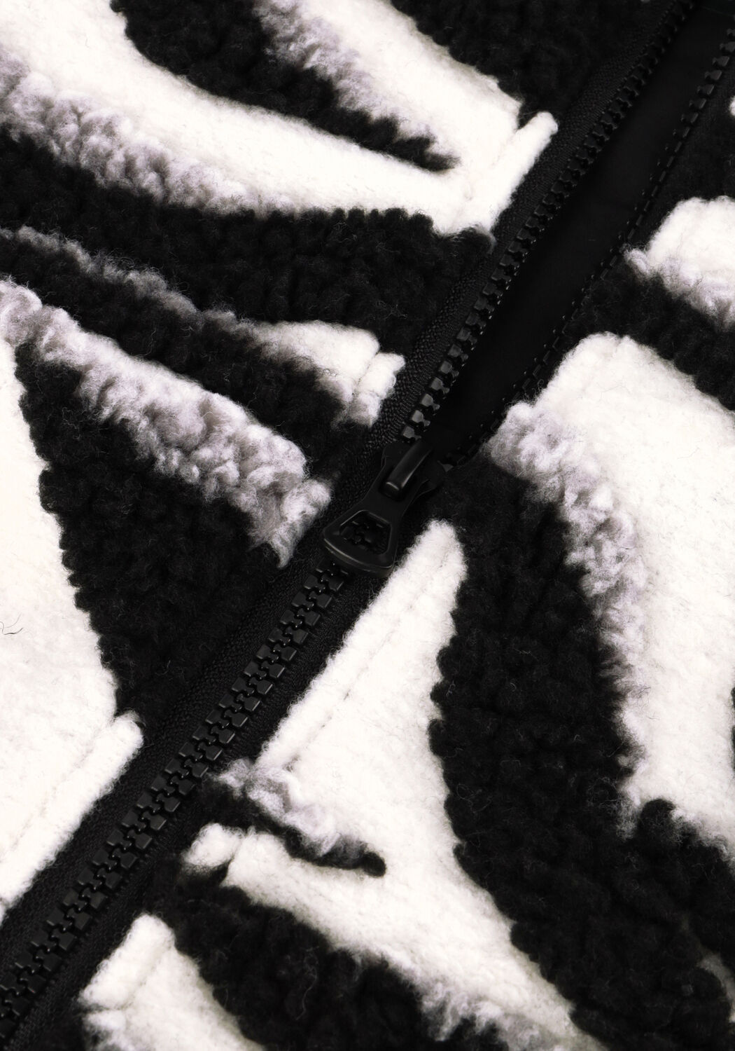 Schwarze ANOTHER LABEL Fake-Fur-Jack SARI JACKET L/S - large