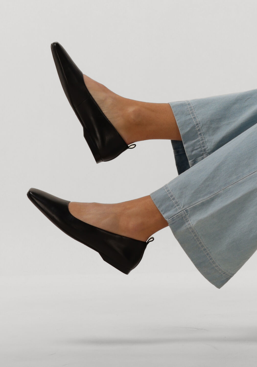 Schwarze VAGABOND SHOEMAKERS Slingbacks DELIA 201 - large