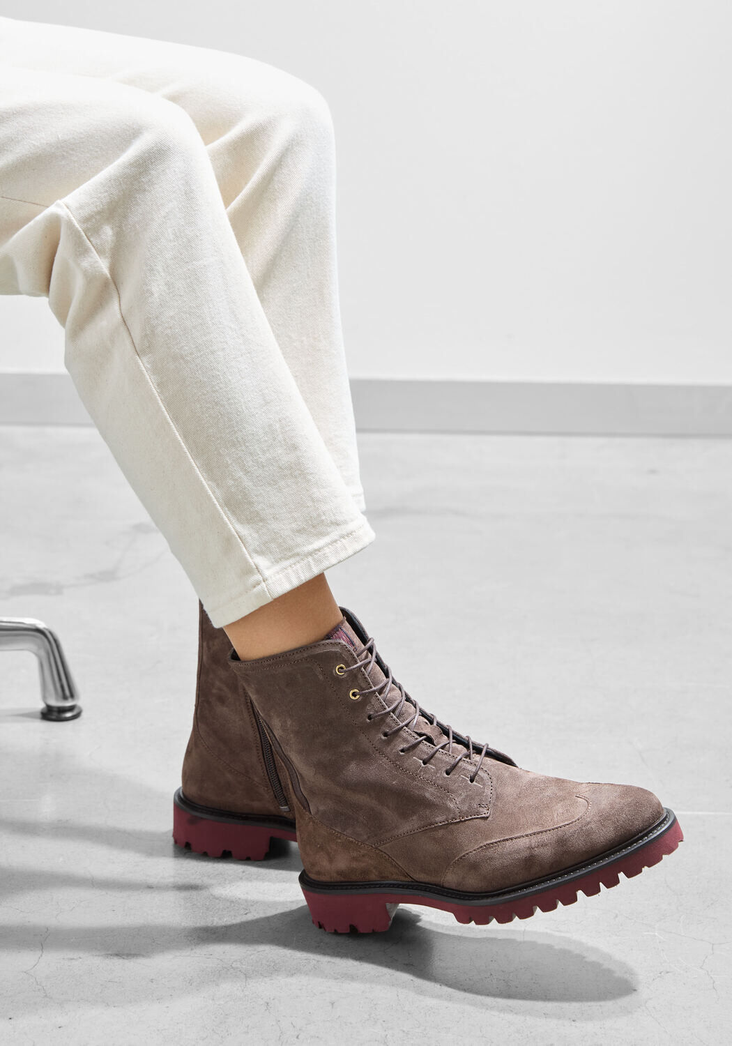 Braune FLORIS VAN BOMMEL Schn&uuml;rboots SELSI 02.05 - medium