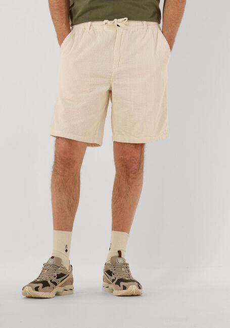 Nicht-gerade weiss ANERKJENDT Kurze Hose AKJAN CORDUROY SHORTS - large
