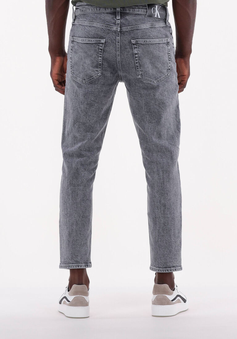 graue calvin klein straight leg jeans dad jean IV7670