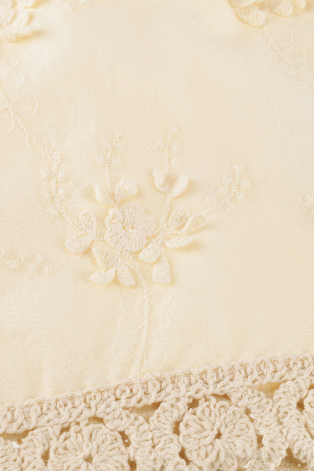 Creme LIKE FLO Kurze Hose FANNY EMBROIDERY SHORT - large