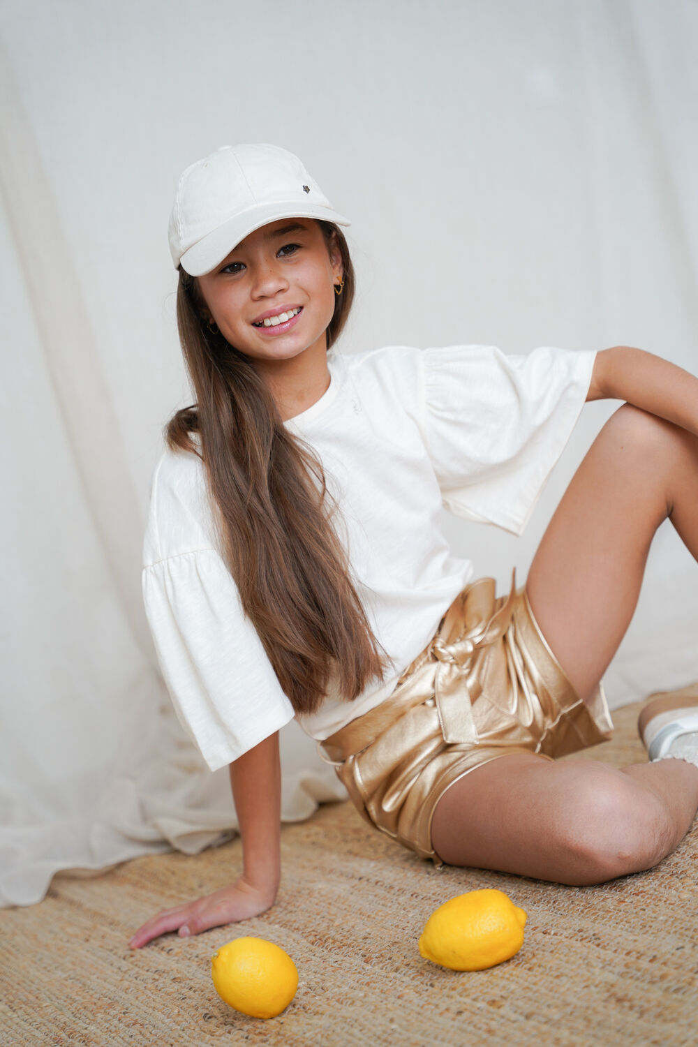 Creme LIKE FLO T-shirt ESTELLE FLO TEE WITH RUFFLE - large