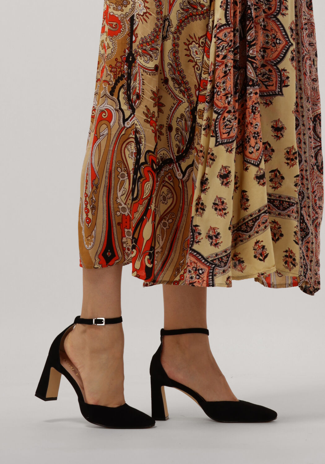 Schwarze NOTRE-V Sandalen 50272 - large