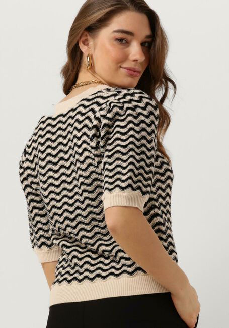 Schwarze MINUS T-shirt MAIKA 2/4 SLEEVE KNIT T-SHIRT - large