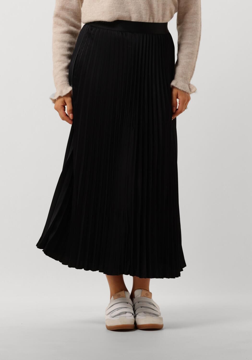 Yas pleated midi skirt outlet