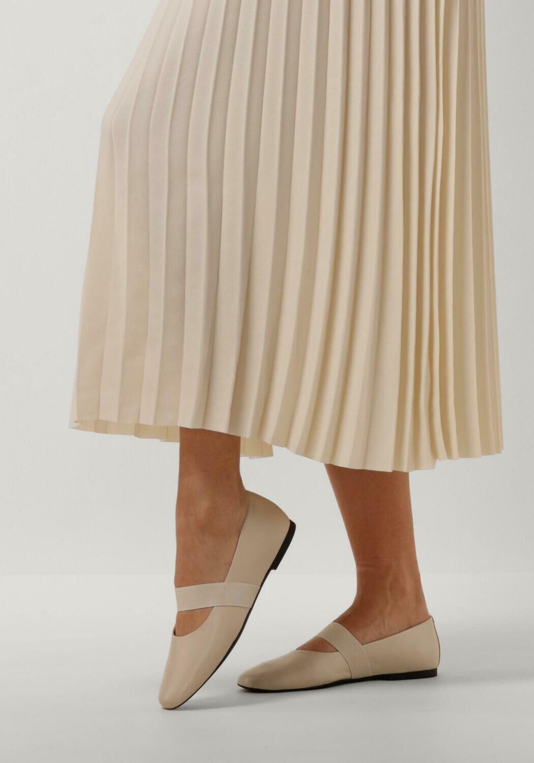 Wei&szlig;e VAGABOND SHOEMAKERS Ballerinas JOLIN 501 - large