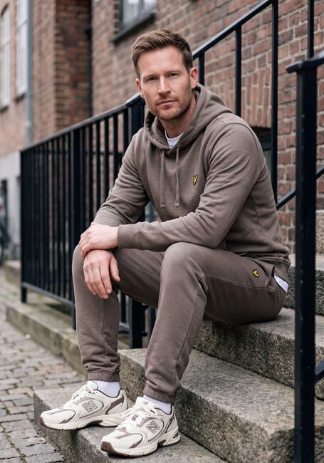 Taupe LYLE & SCOTT Jogginghose SLIM SWEATPANT - large