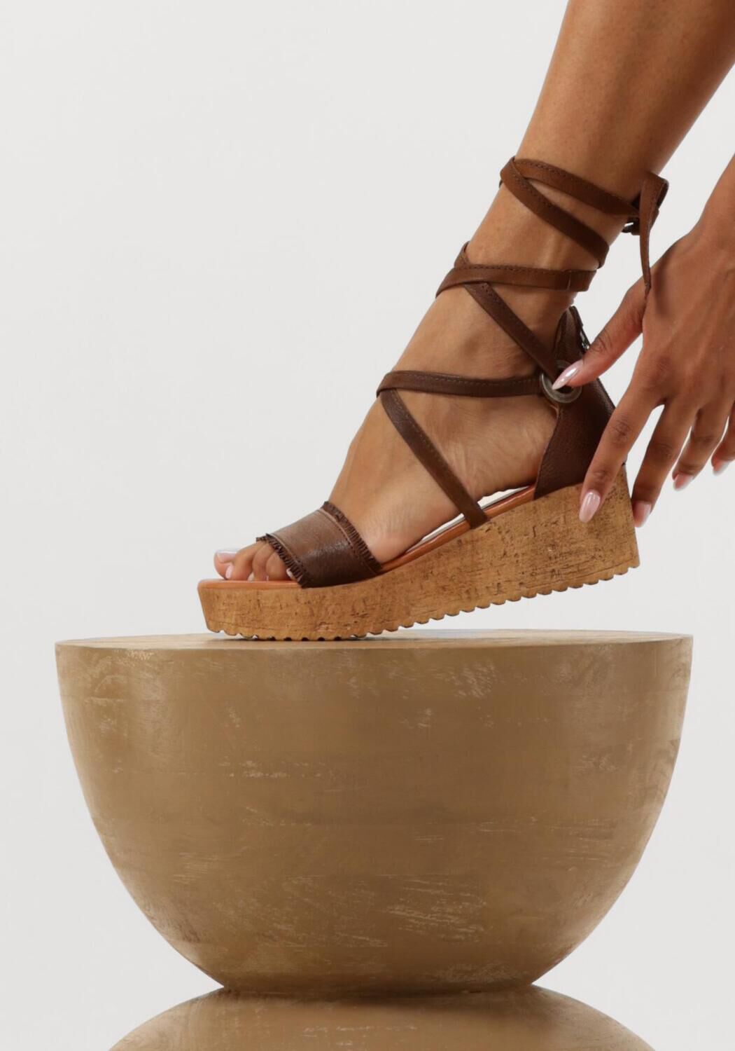 Cognacfarbene AYANA Sandaletten mit Absatz 722007 - large