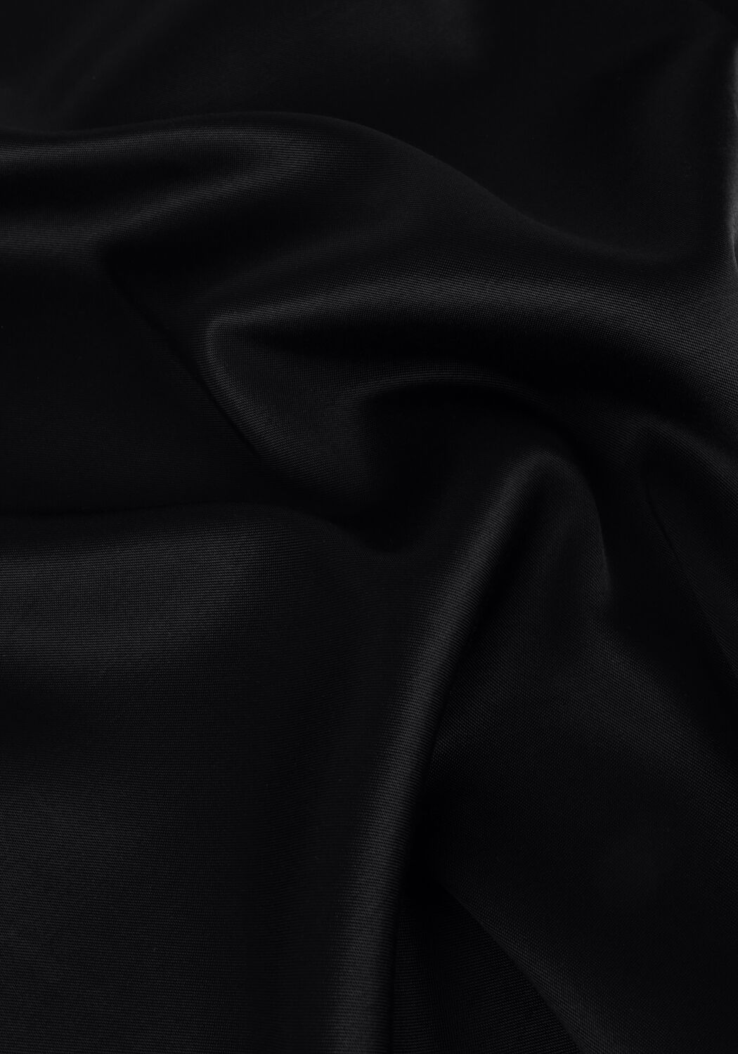 Schwarze ACCESS T-shirt D44-2102-425 - large