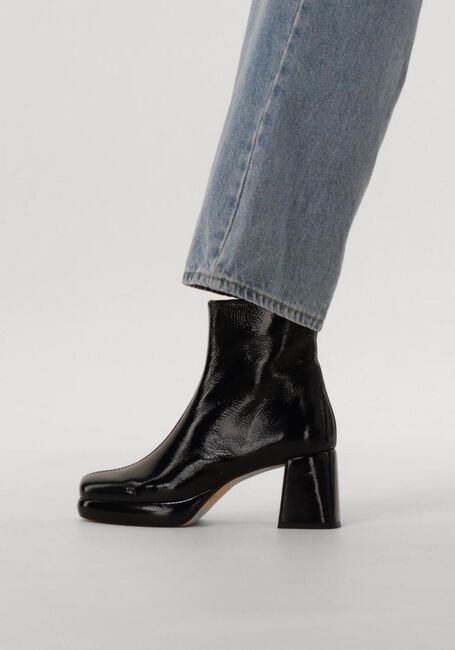 Schwarze CTWLK Stiefeletten BAMBOSSA - large