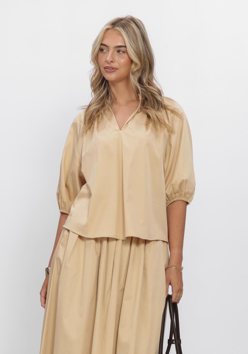 Beige AMAYA AMSTERDAM Blusen ELSIE BLOUSE - large