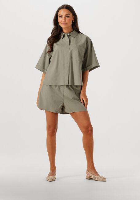 Olive WITHBLACK Kurze Hose WBLGUNILLA SHORTS - large