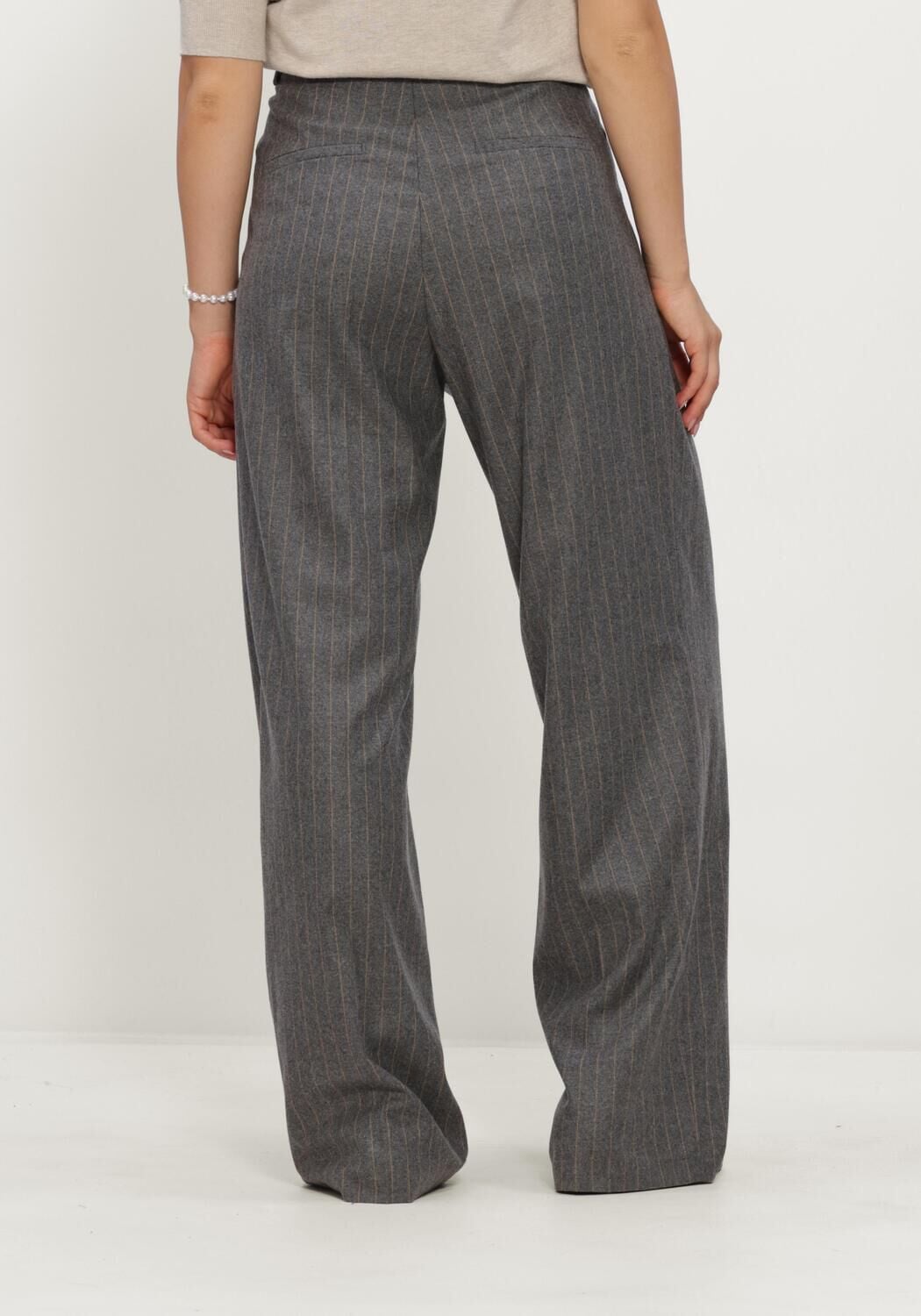 Graue CAMBIO Hose ETERNITY STUDIO87 - large