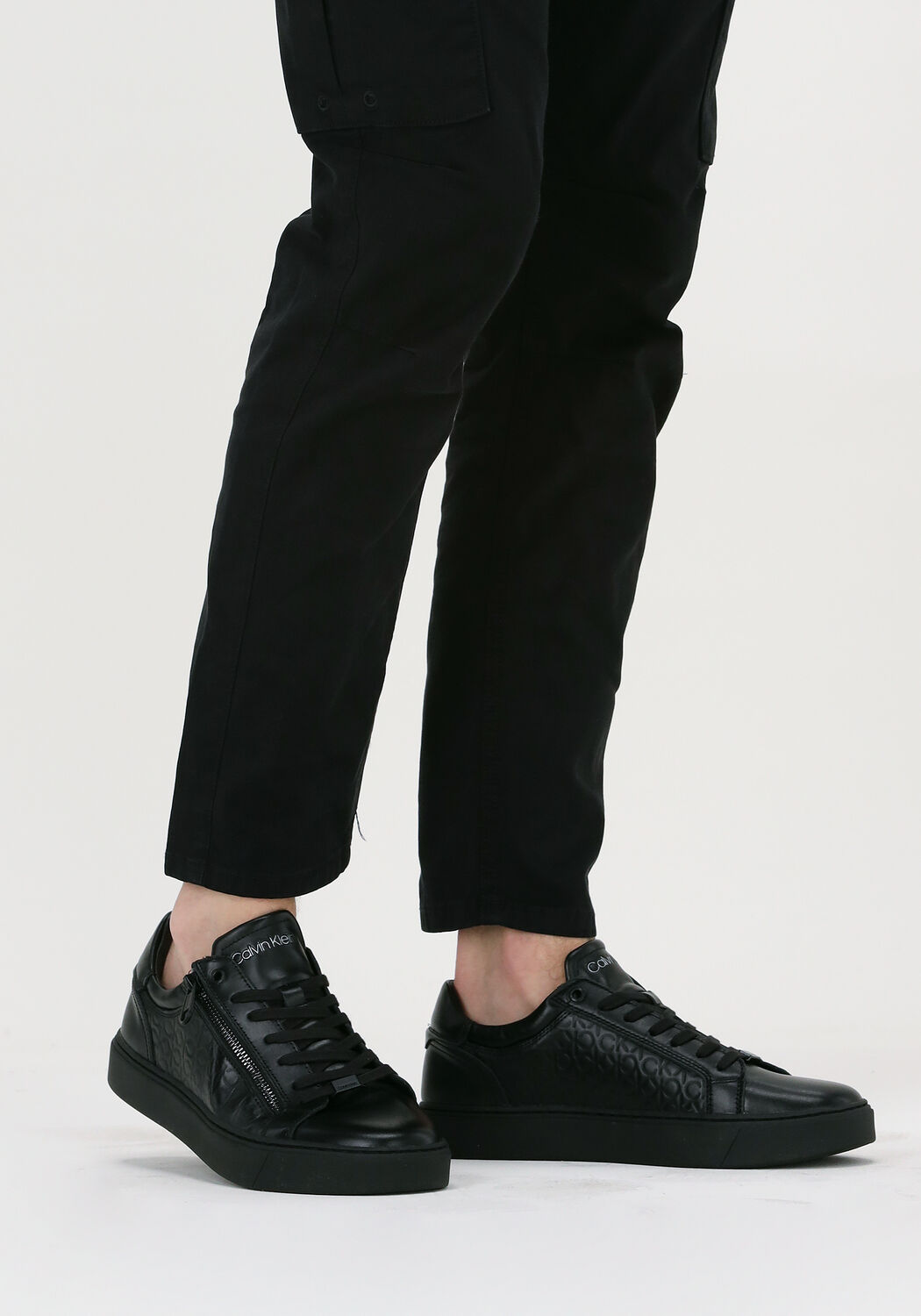 Schwarze CALVIN KLEIN Sneaker Low LOW TOP LACE UP WITH ZIP - large