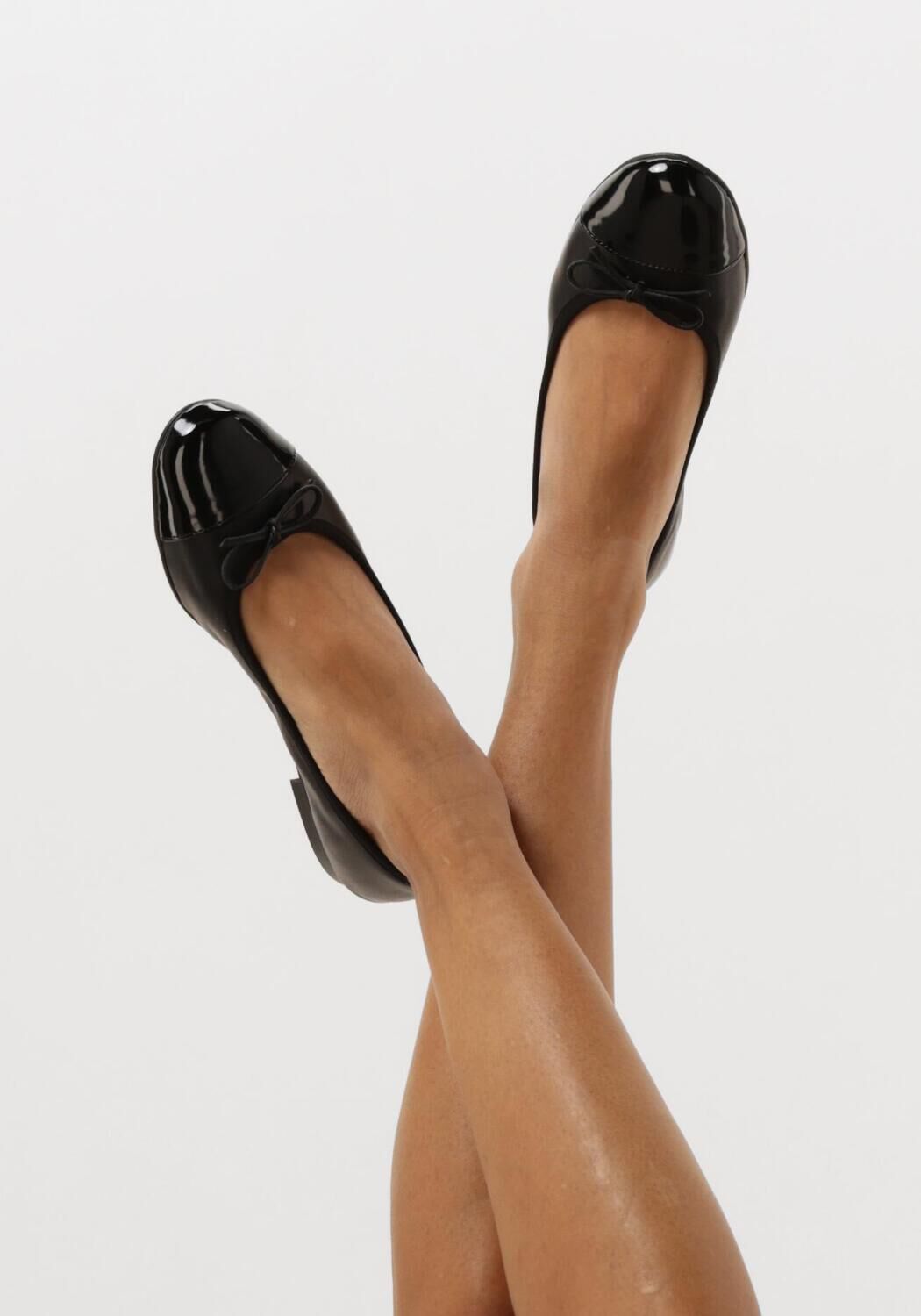 Schwarze TORAL Ballerinas EMILLE - large