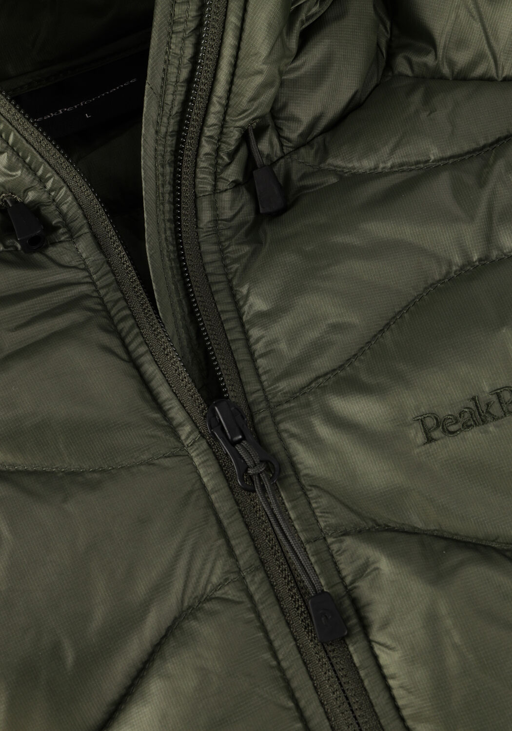 Gr&uuml;ne PEAK PERFORMANCE Wattierte Jack M HELIUM DOWN HOOD JACKET - large