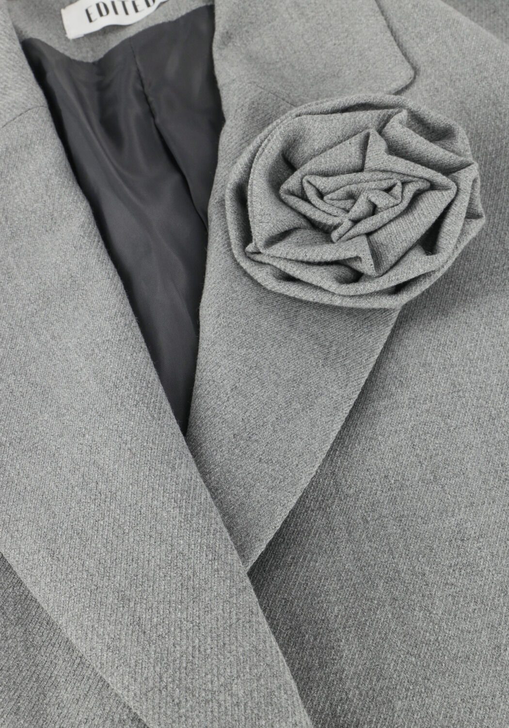 Graue EDITED Blazer KAINOA BLAZER WITH BROOCH - large