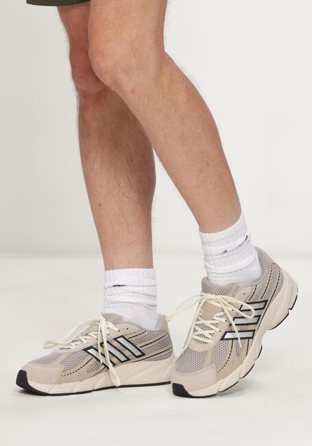 Beige ADIDAS  TECHNOCHAOS 2000 - large