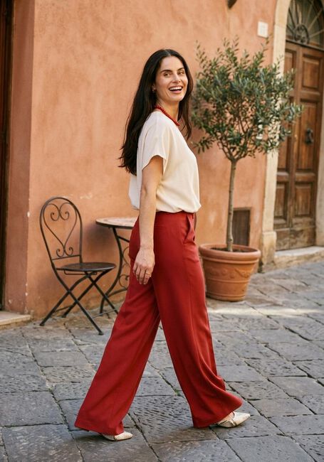Rote SUMMUM Weite Hose TROUSERS FOAM UNI - large