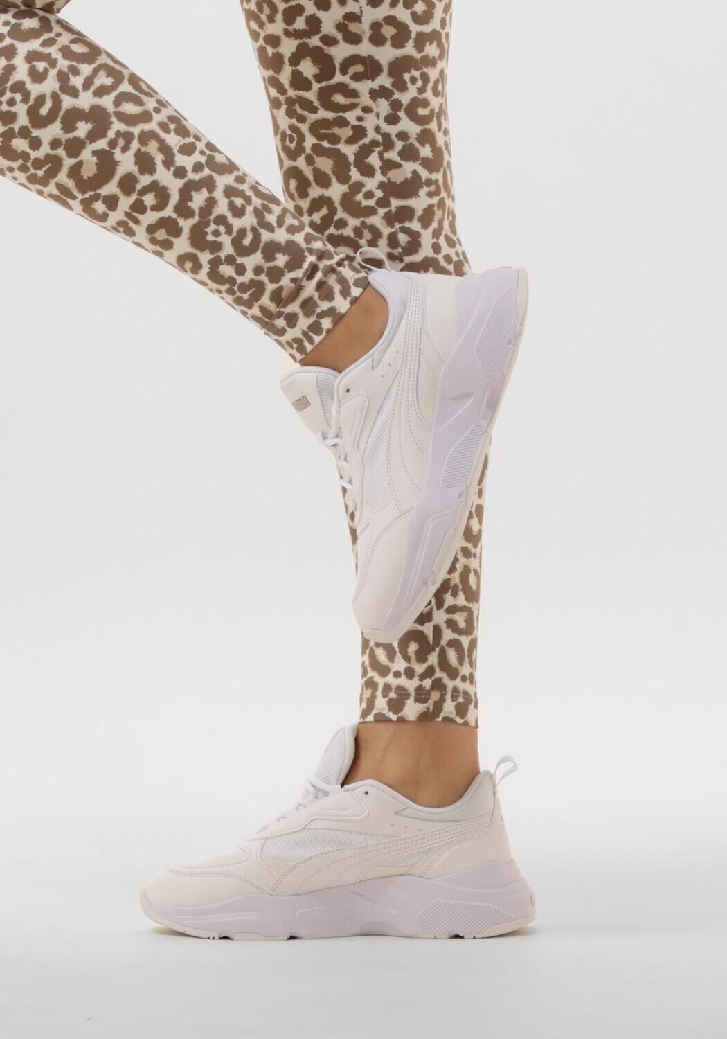 Wei&szlig;e PUMA Sneaker Low CASSIA - large