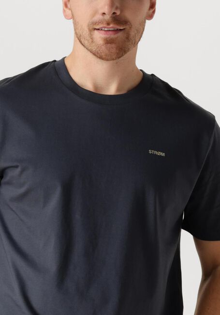 Graue STRØM Clothing Polos & T-Shirts T-SHIRT - large