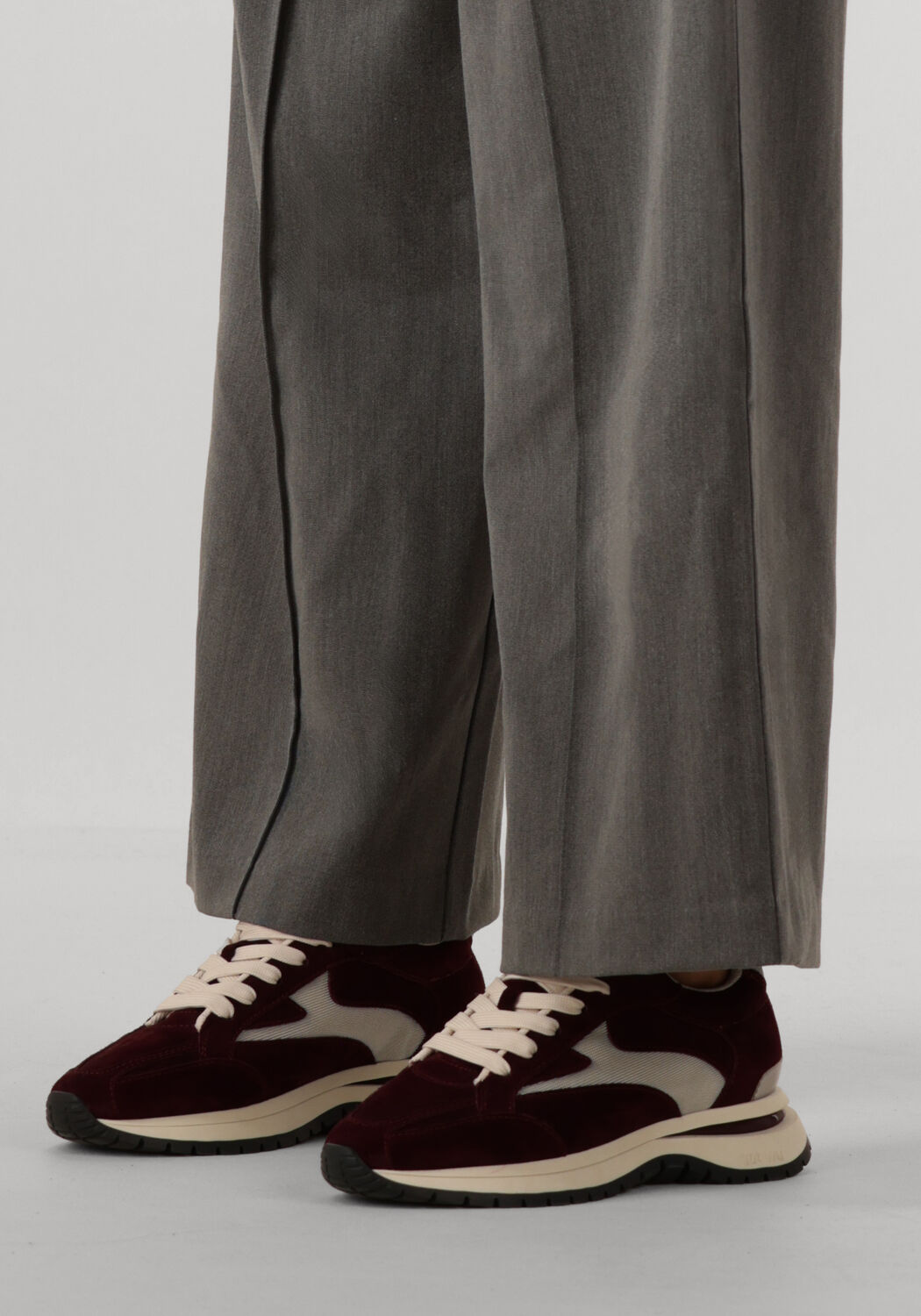 Rote VIA VAI Sneaker Low USHER RIGGS - large