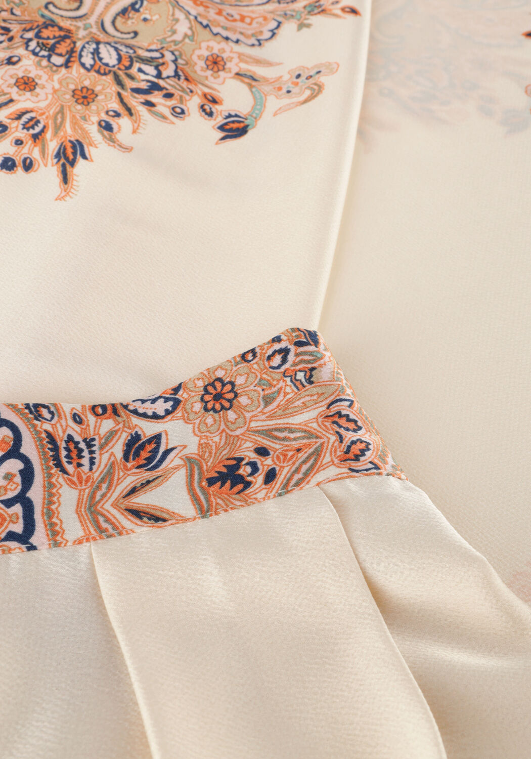 Creme NEO NOIR Weite Hose MANA PAISLEY BORDER PANTS - large