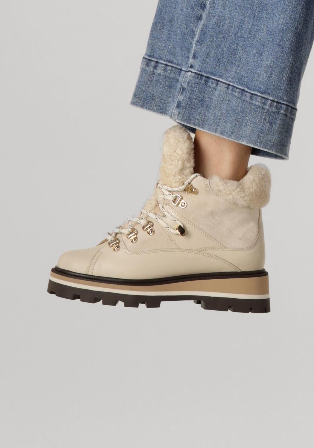 Beige BLASZ Schn&uuml;rboots 264 - large