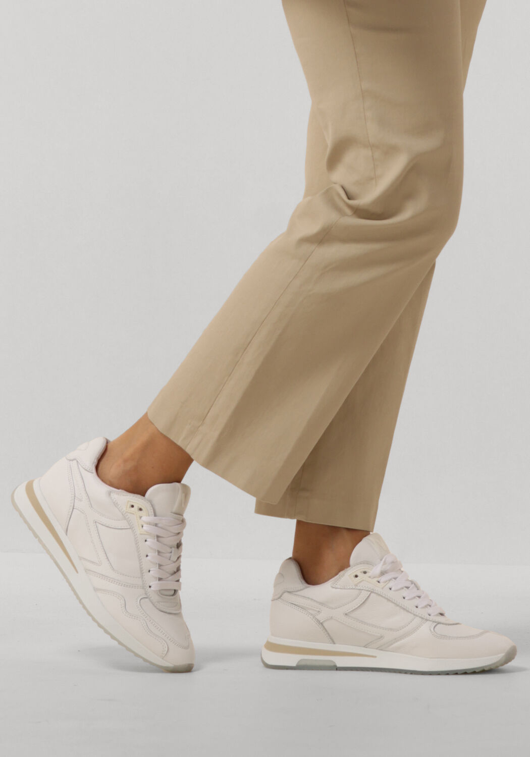 Wei&szlig;e VIA VAI Sneaker Low NORA - large