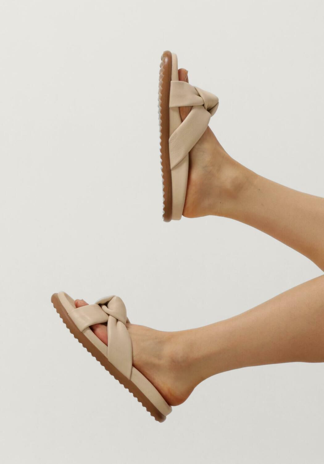 Beige VIA VAI Flache Sandalen CANDY NOVA - large