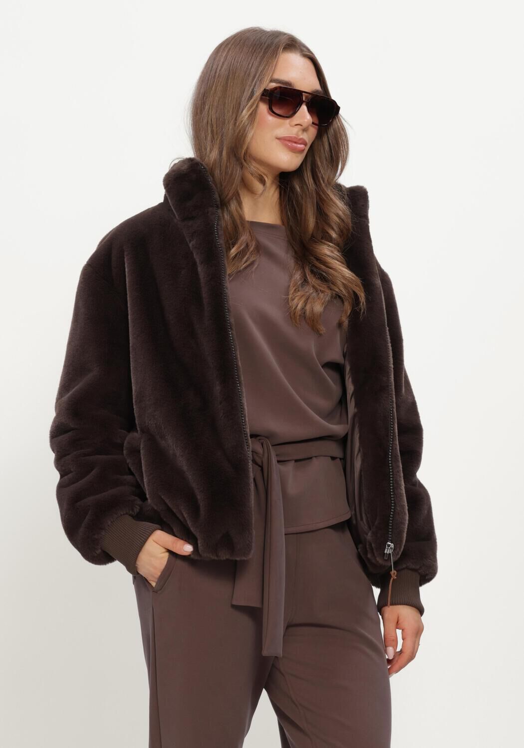 Braune MOSCOW Fake-Fur-Jack 08-08-EVELYN-4 - large