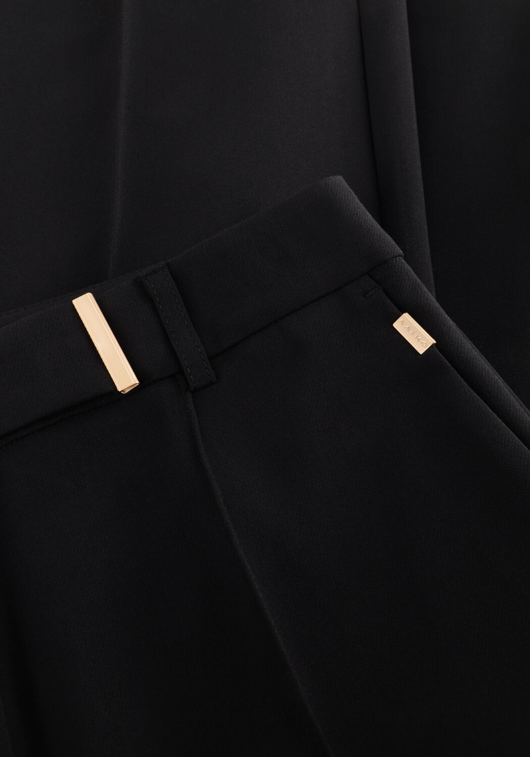 Schwarze AAIKO Schlaghose CHANTALLE R PES 345 - large