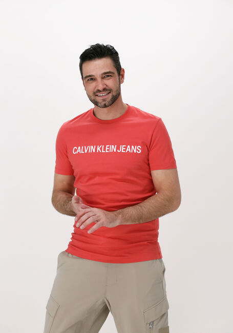 Orangene CALVIN KLEIN T-shirt INSTITUTIONAL LOGO SLIM SS TEE - large
