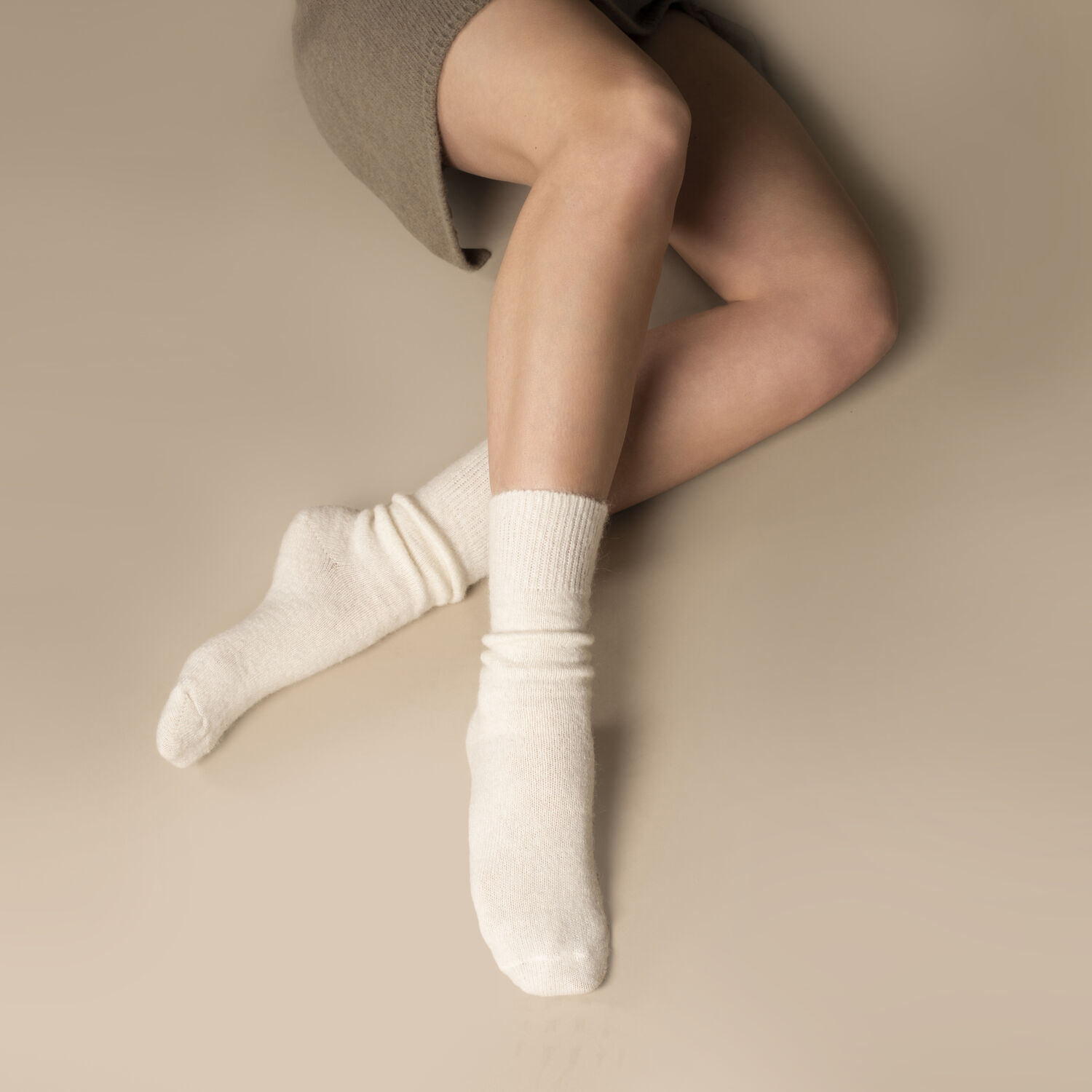 Wei&szlig;e MARCMARCS Socken ELLEN - large