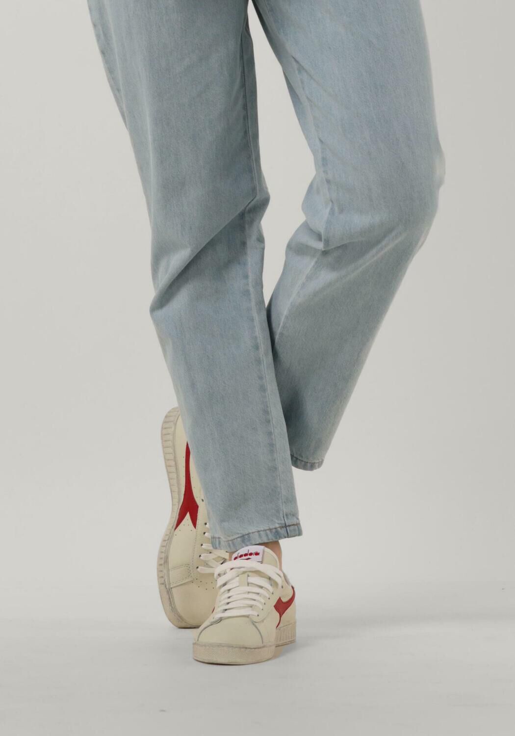 Wei&szlig;e DIADORA Sneaker Low GAME L LOW WAXED WN - large