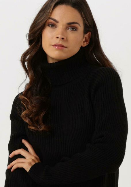 Schwarze MINUS Minikleid AVA KNIT TURTLENECK DRESS - large
