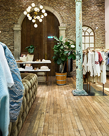 Store image 4