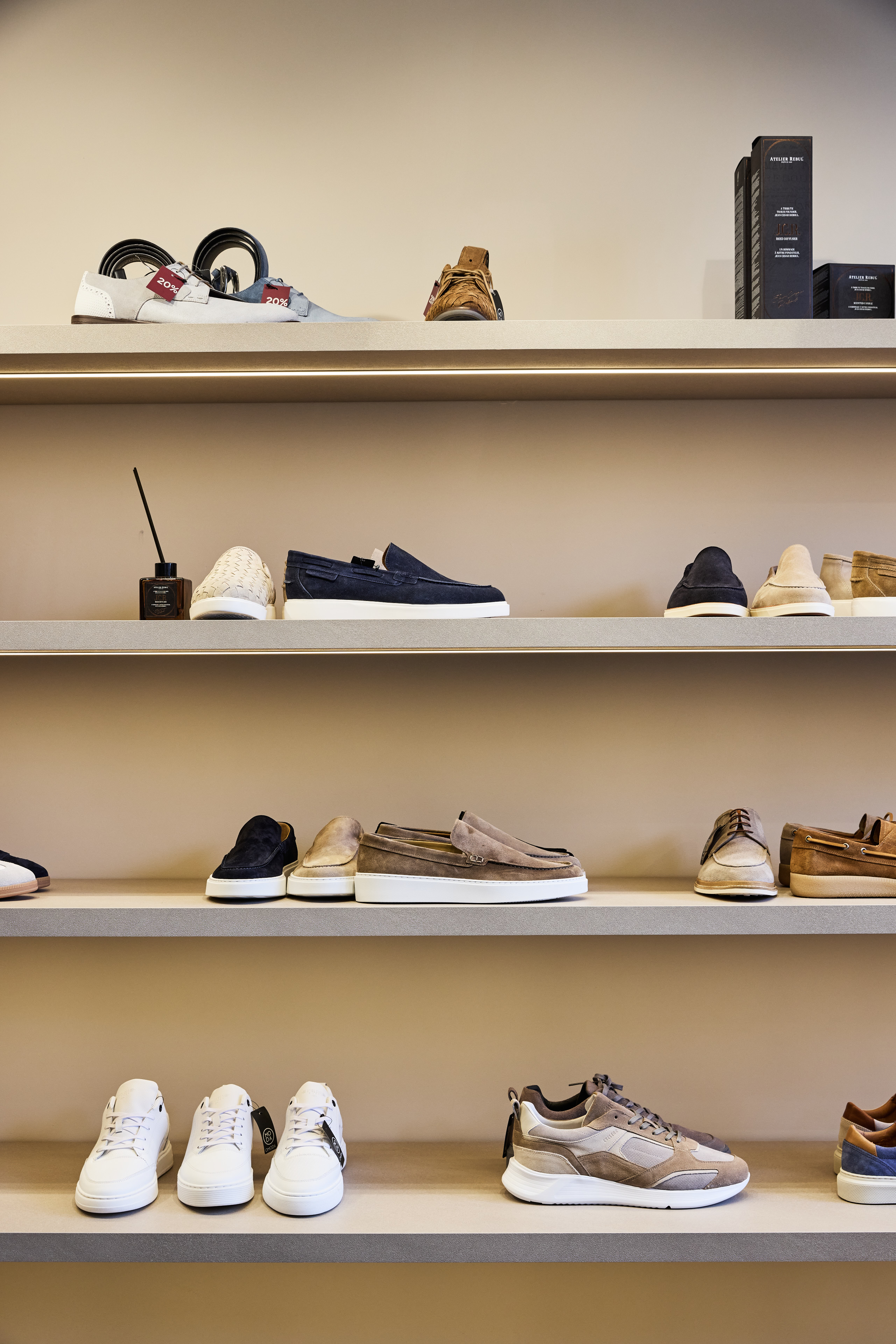 Store image 2