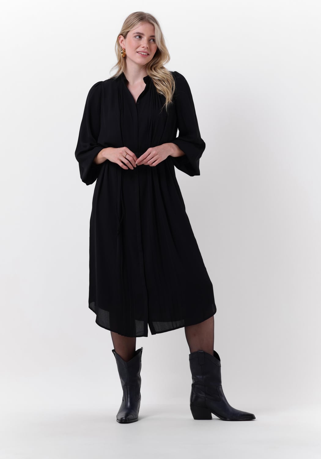 Basely Schwarze BRUUNS BAZAAR Midikleid CAMILLA BASELY DRESS | Omoda